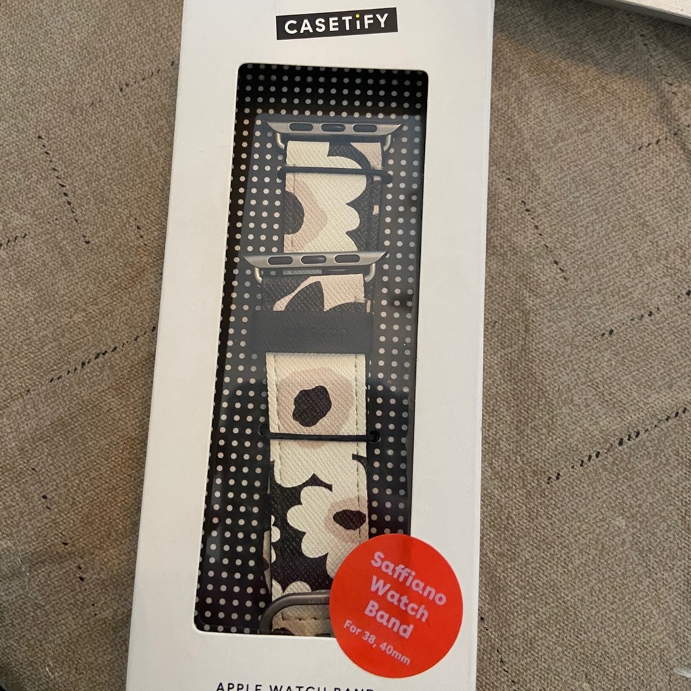 NWT casetify apple watch band